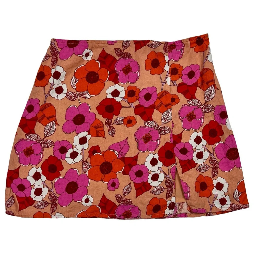 Urban Outfitters Floral Mini Skirt‎